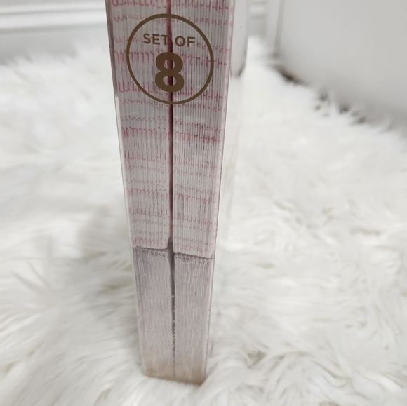 🔹️Juicy Couture 🔹️Home Logo Printed 8 On-The-Go  Tissue Packets - Picture 4 of 4